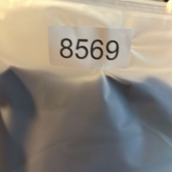 NWT Women’s Heat Gear Purple Half Zip Pull Over Top Shirt Jacket - Size Large - Picture 7 of 7